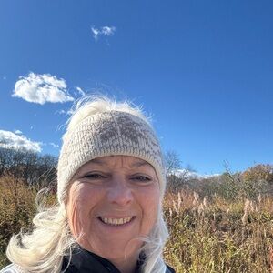 Meet your Posher, Deb